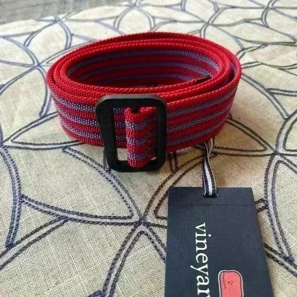 NWT Vineyard Vines Friction Stripe Tech Belt in Patriot Red, Youth XL - Picture 3 of 5